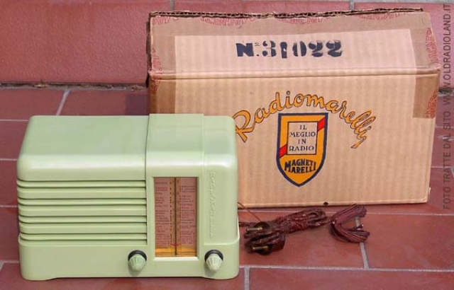 Radiomarelli Fido RD76 Verde Radio rare o inedite Radiomarelli Fido RD76 Verde Radio rare o inedite