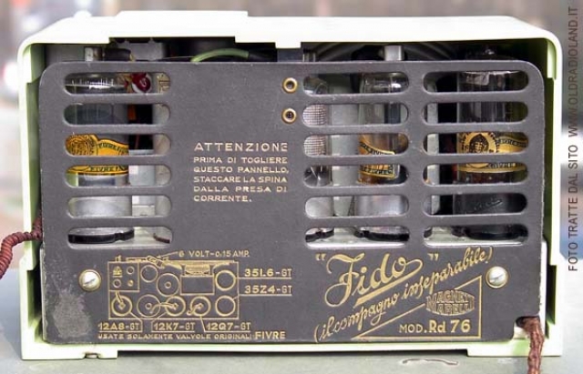Radiomarelli Fido RD76 Verde Radio rare o inedite Radiomarelli Fido RD76 Verde Radio rare o inedite