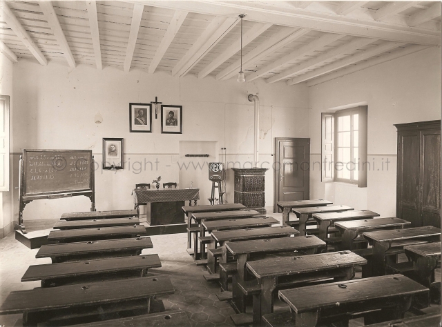 Ente Radio Rurale - Una scuola Rurale Ente Radio Rurale Ente Radio Rurale - Una scuola Rurale Ente Radio Rurale